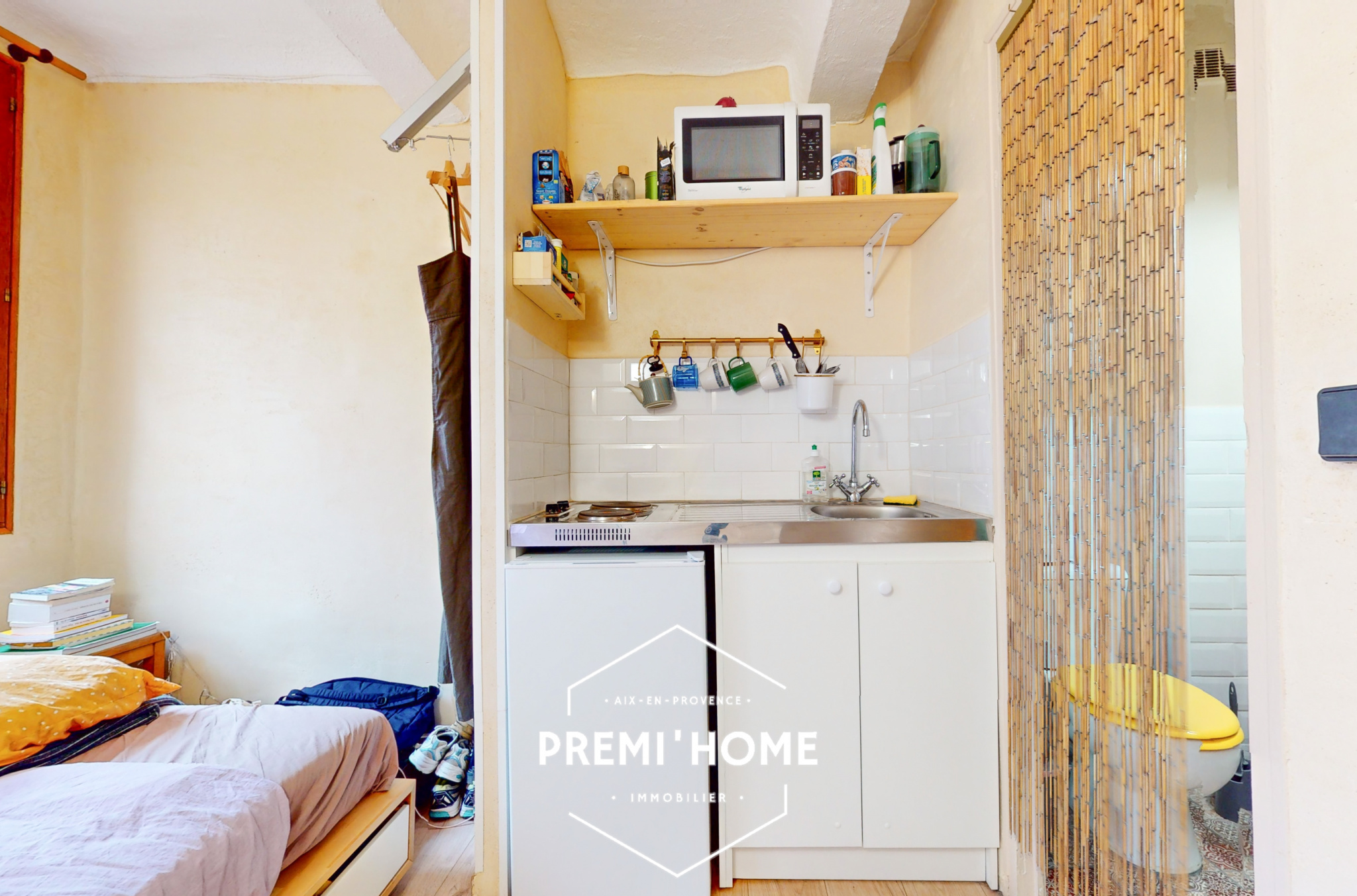 STUDIO CENTRE VILLE HISTORIQUE AIX EN PROVENCE - Premi'home Agence immobilière Aix En Provence