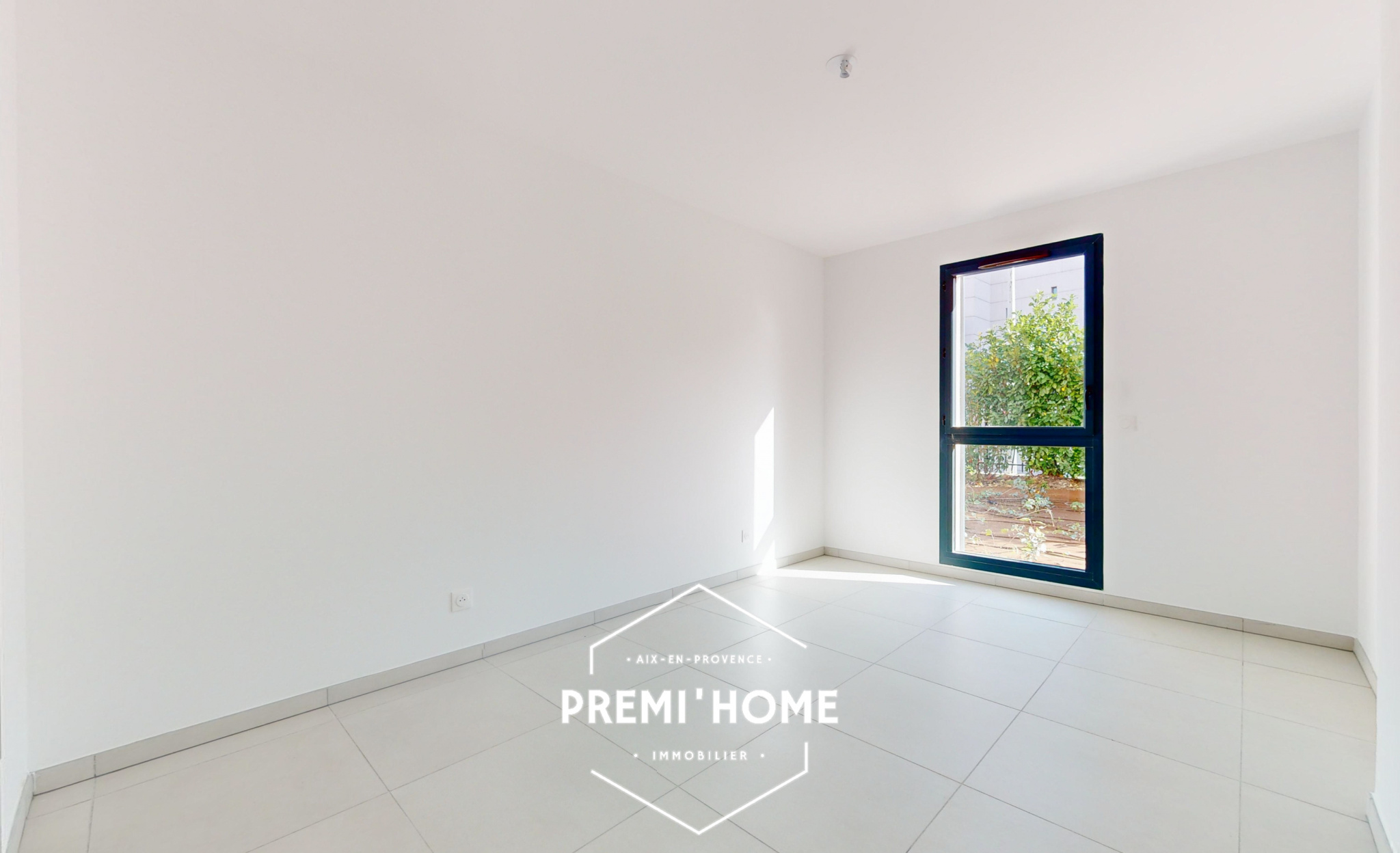 A VENDRE T3 DE 2024 EN RDC QUARTIER FACULTES - Premi'home Agence immobilière Aix En Provence