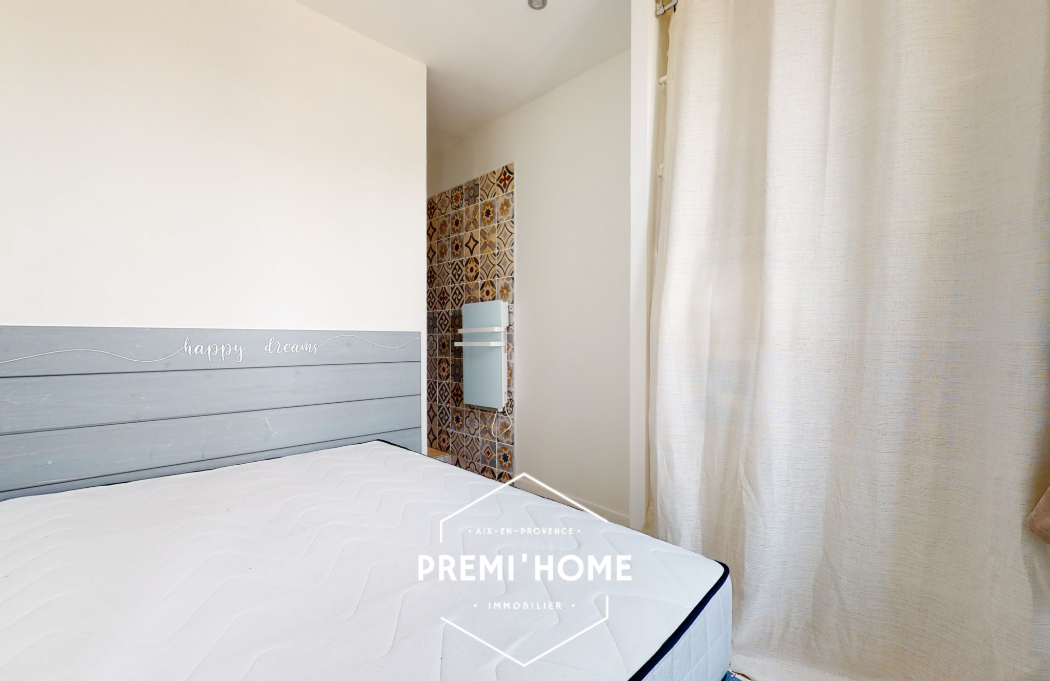 A VENDRE T2 RENOVE MARSEILLE 13007 - Premi'home Agence immobilière Aix En Provence