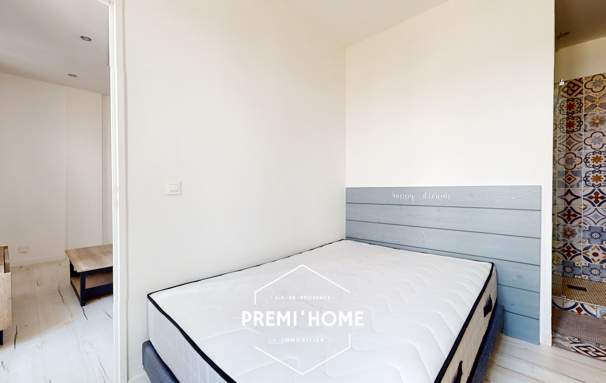 A VENDRE T2 RENOVE MARSEILLE 13007 - Premi'home Agence immobilière Aix En Provence