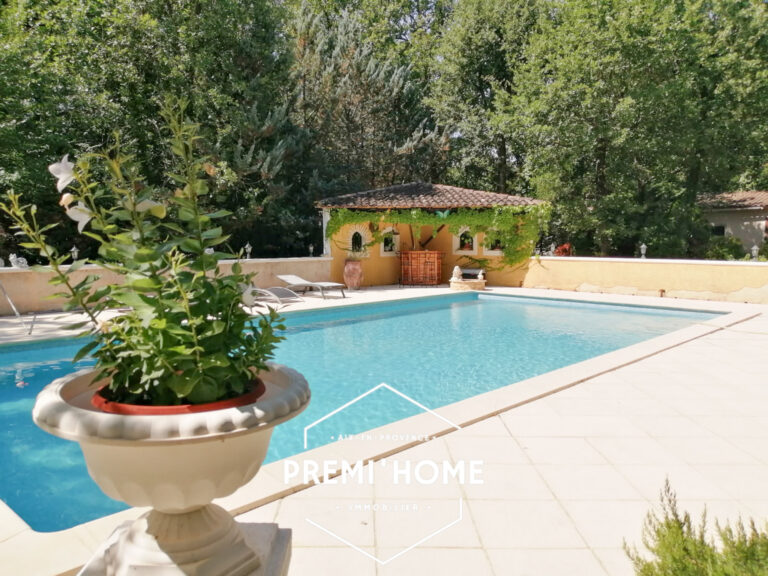 MAISON T4/5 178M2 PISCINE ET GARAGE NANS LES PINS - Premi'home Agence immobilière Aix En Provence