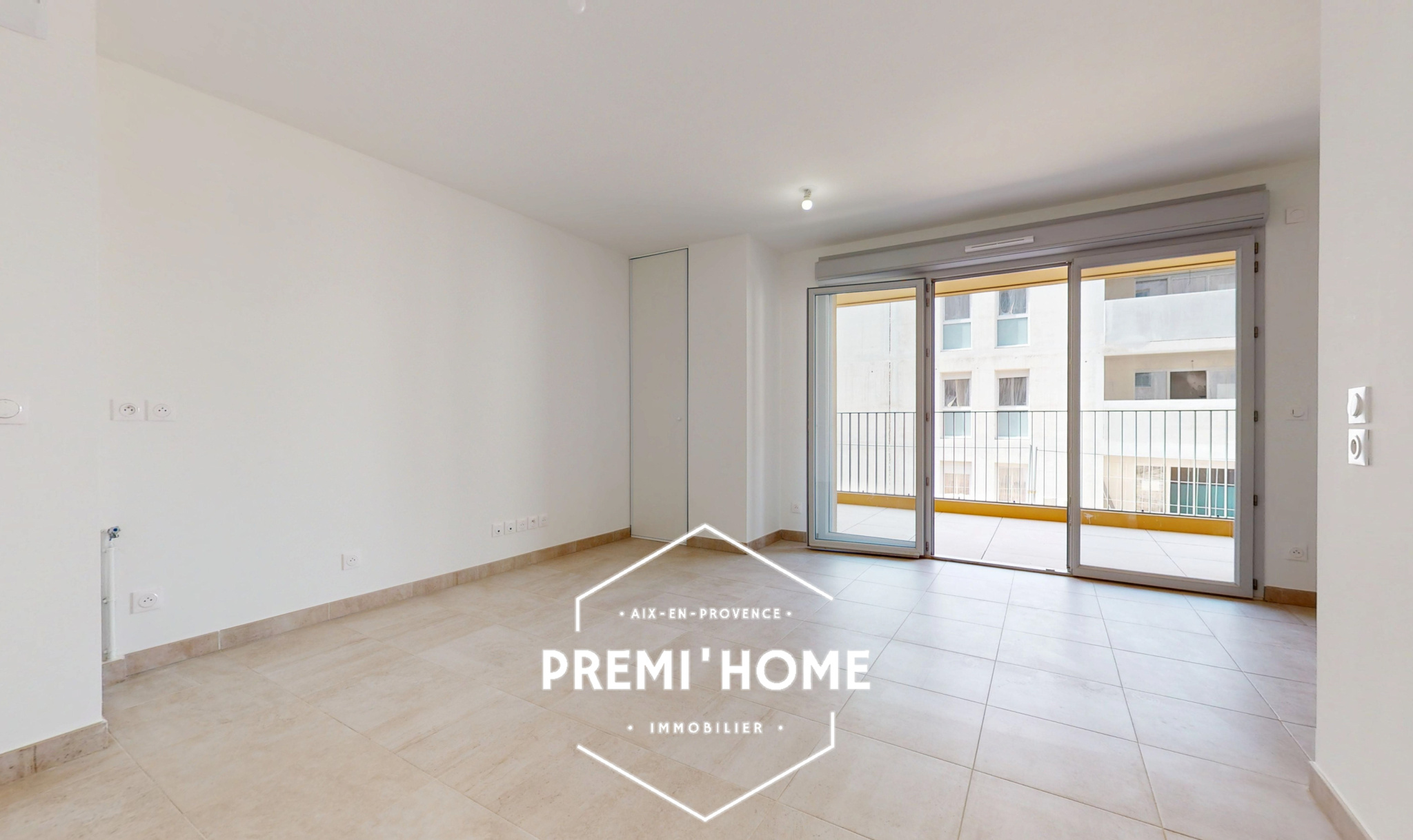 A VENDRE T2 AVEC TERRASSE + GARAGE A MARTIGUES - Premi'home Agence immobilière Aix En Provence