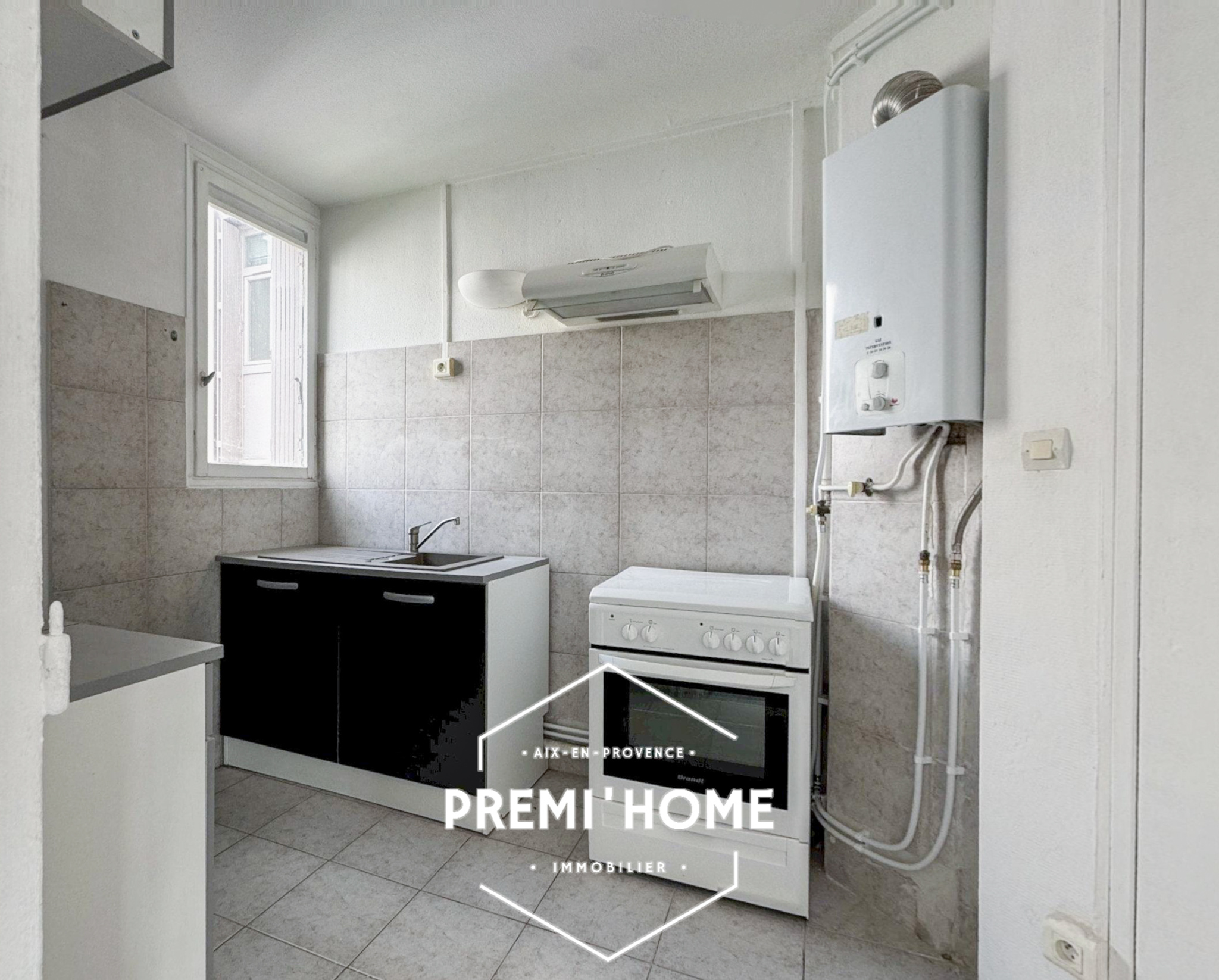 A VENDRE T3 LOUE RESIDENCE PETIT NICE AIX EST - Premi'home Agence immobilière Aix En Provence