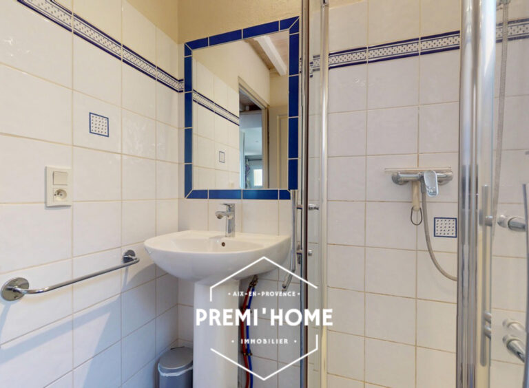 A VENDRE MAISON T4 DANS RÉSIDENCE AVEC PISCINE AUREILLE - Premi'home Agence immobilière Aix En Provence