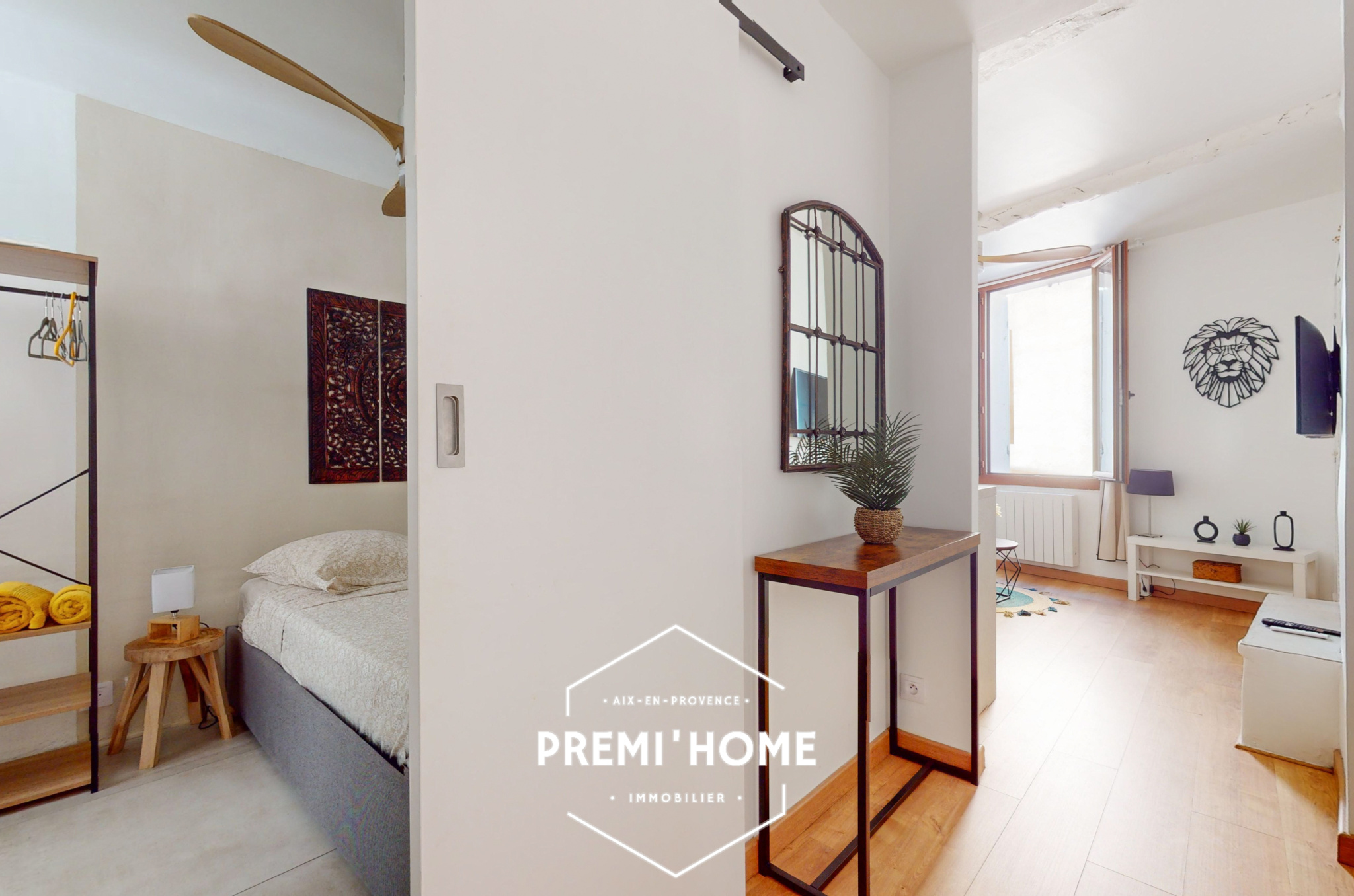 * A VENDRE T2 RENOVE CENTRE HISTORIQUE AIX * - Premi'home Agence immobilière Aix En Provence