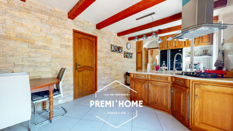 MAISON T4/5 178M2 PISCINE ET GARAGE NANS LES PINS - Premi'home Agence immobilière Aix En Provence