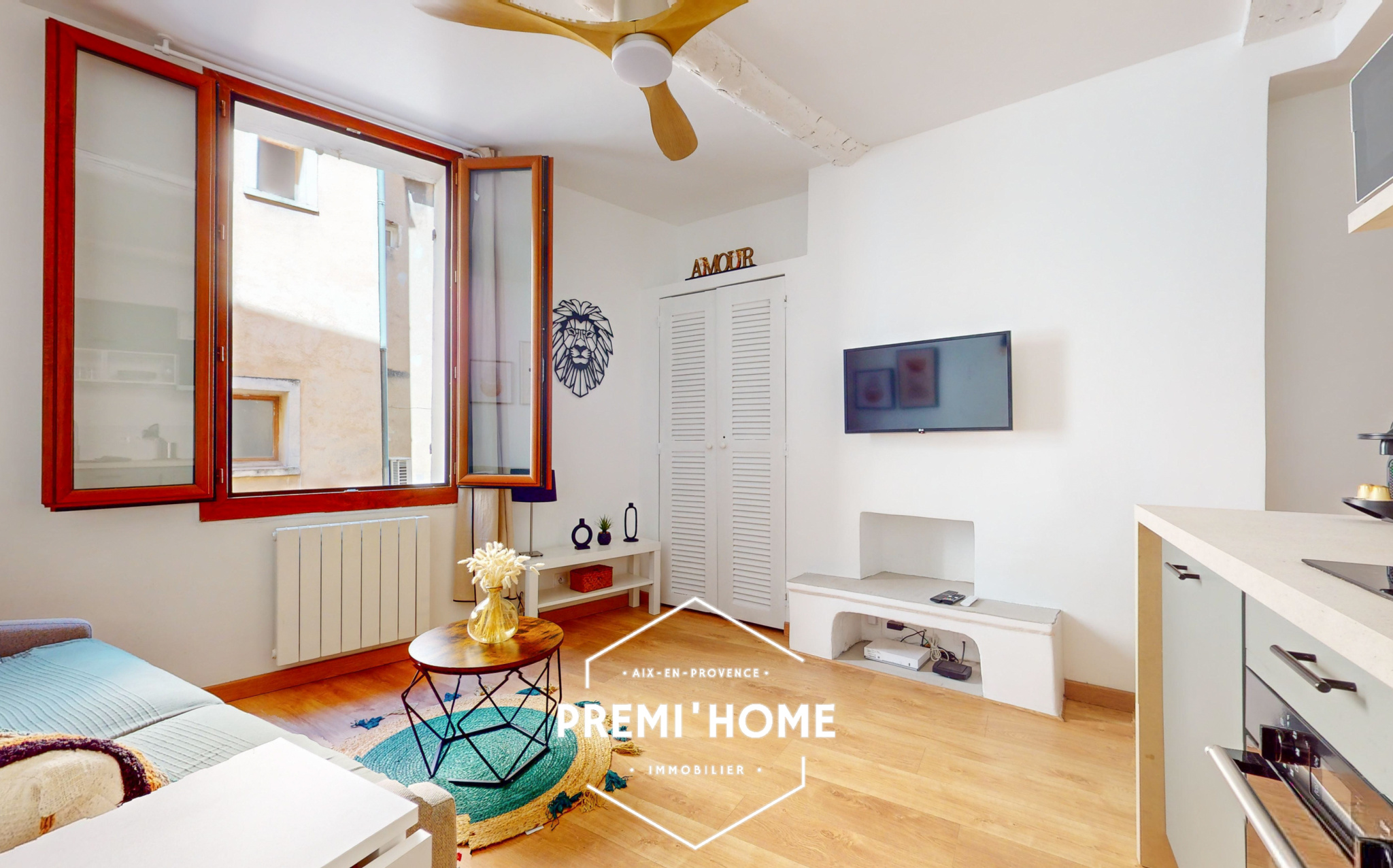 * A VENDRE T2 RENOVE CENTRE HISTORIQUE AIX * - Premi'home Agence immobilière Aix En Provence