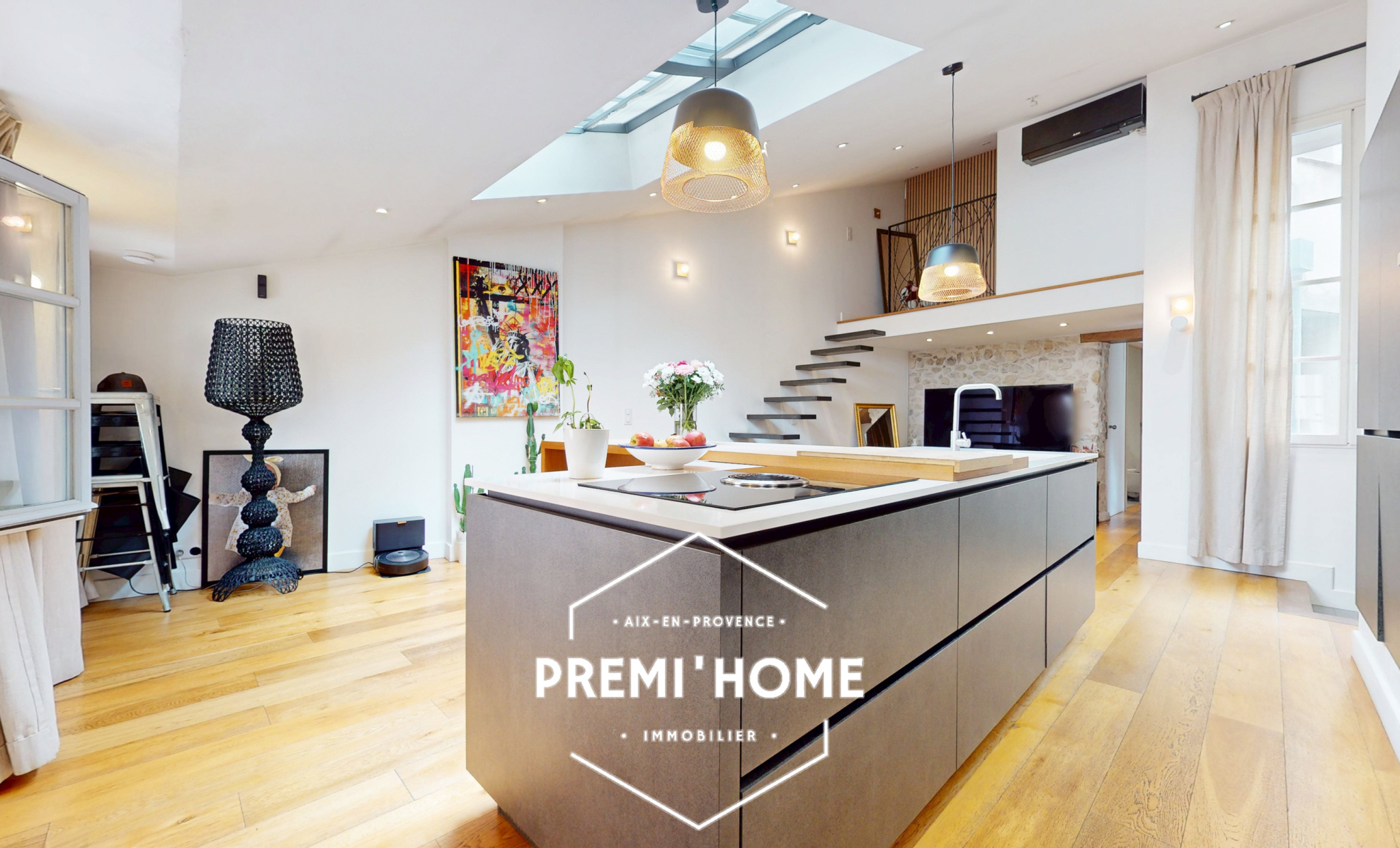 A VENDRE T2/3 DUPLEX RENOVE CENTRE VILLE AIX EN PROVENCE - Premi'home Agence immobilière Aix En Provence
