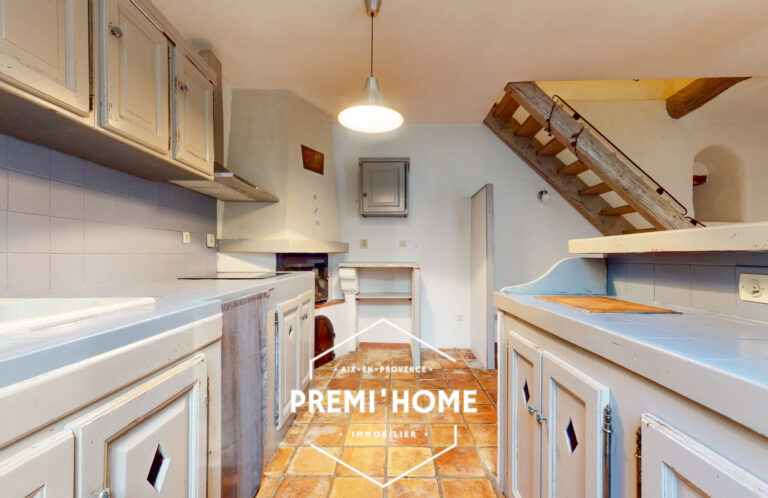 A VENDRE MAISON DE VILLAGE 2 CHAMBRES AUREILLE - Premi'home Agence immobilière Aix En Provence