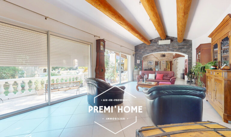 MAISON T4/5 178M2 PISCINE ET GARAGE NANS LES PINS - Premi'home Agence immobilière Aix En Provence