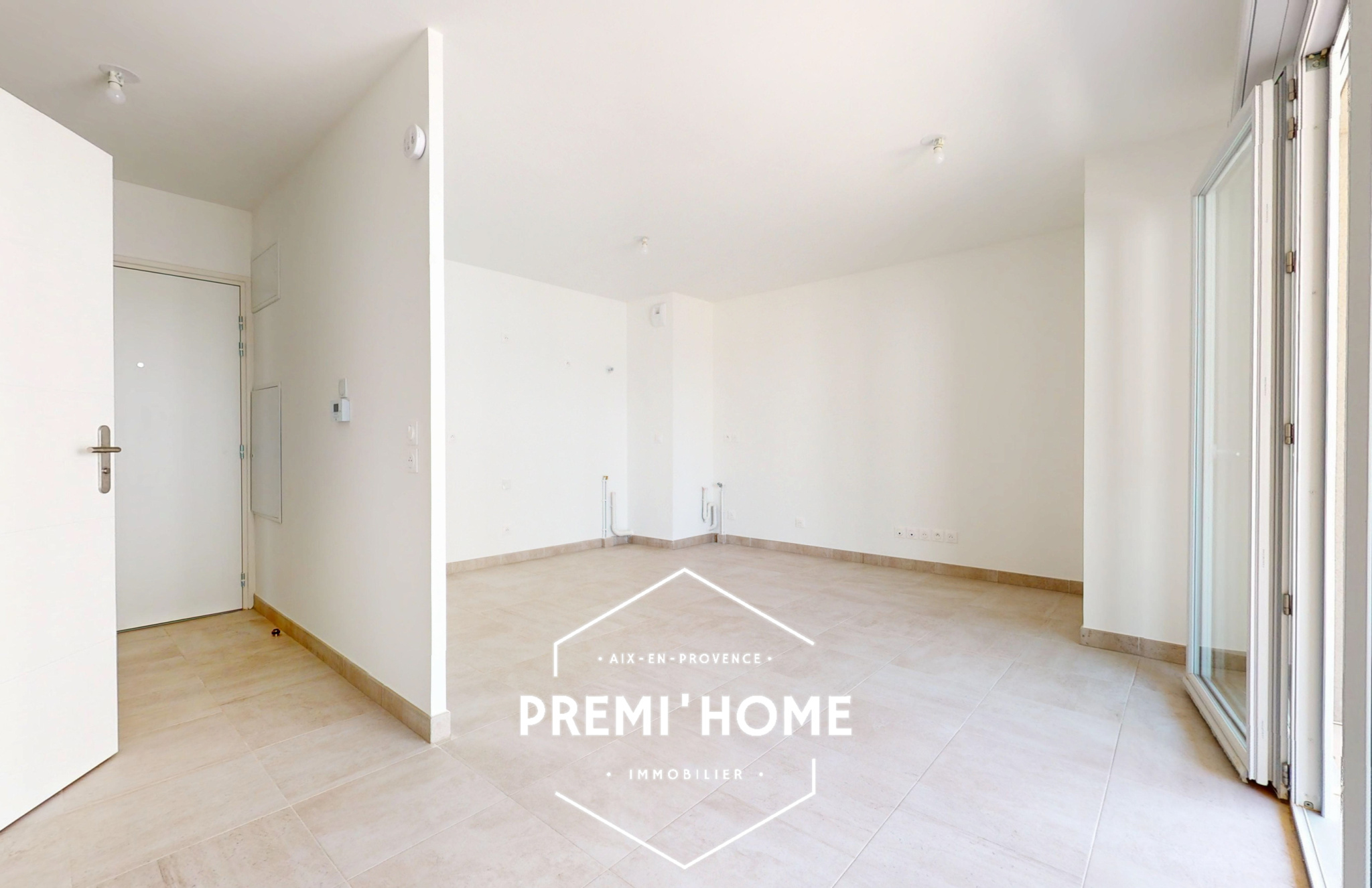 A VENDRE T2 AVEC TERRASSE + GARAGE A MARTIGUES - Premi'home Agence immobilière Aix En Provence
