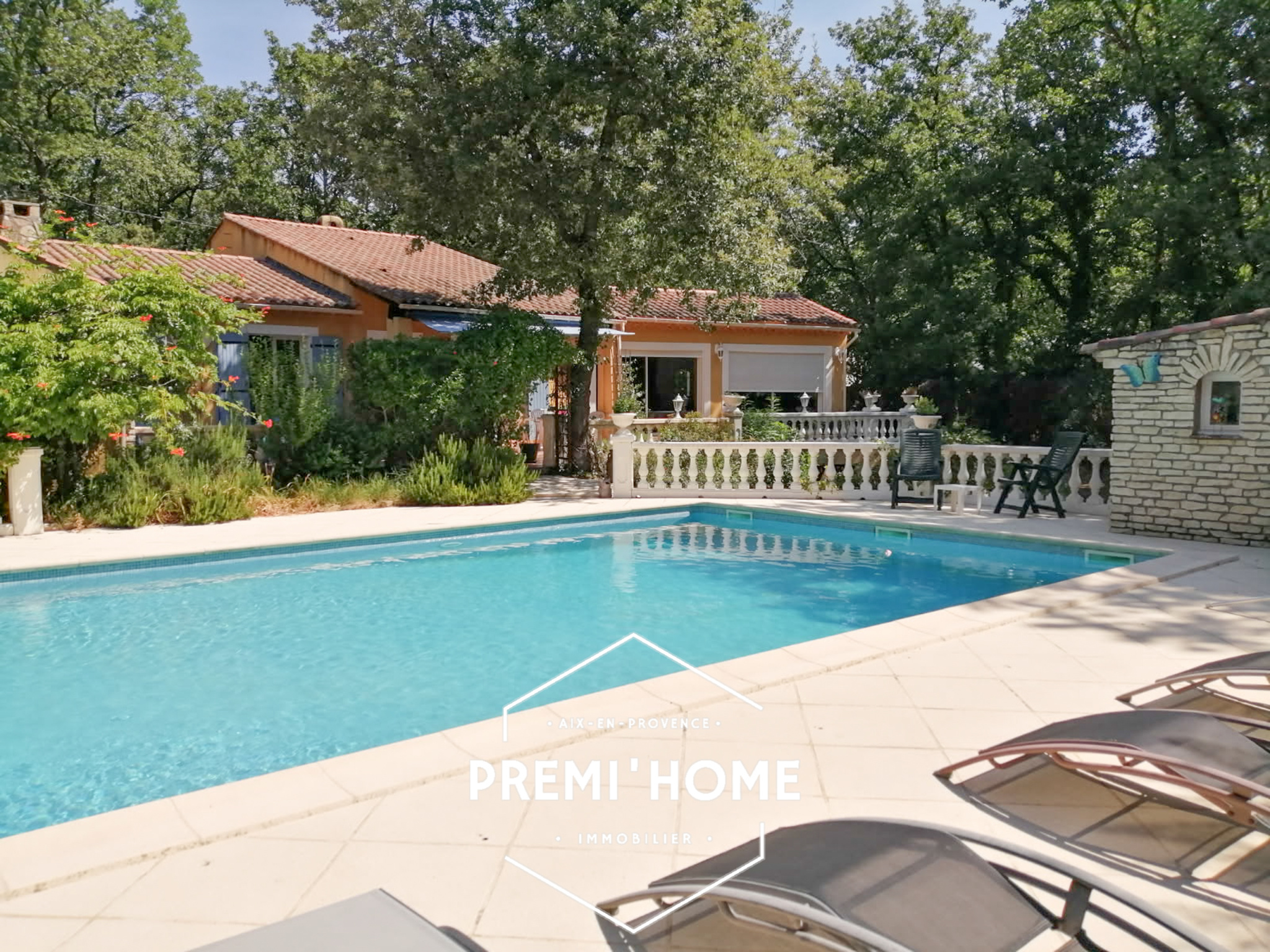 MAISON T4/5 178M2 PISCINE ET GARAGE NANS LES PINS - Premi'home Agence immobilière Aix En Provence