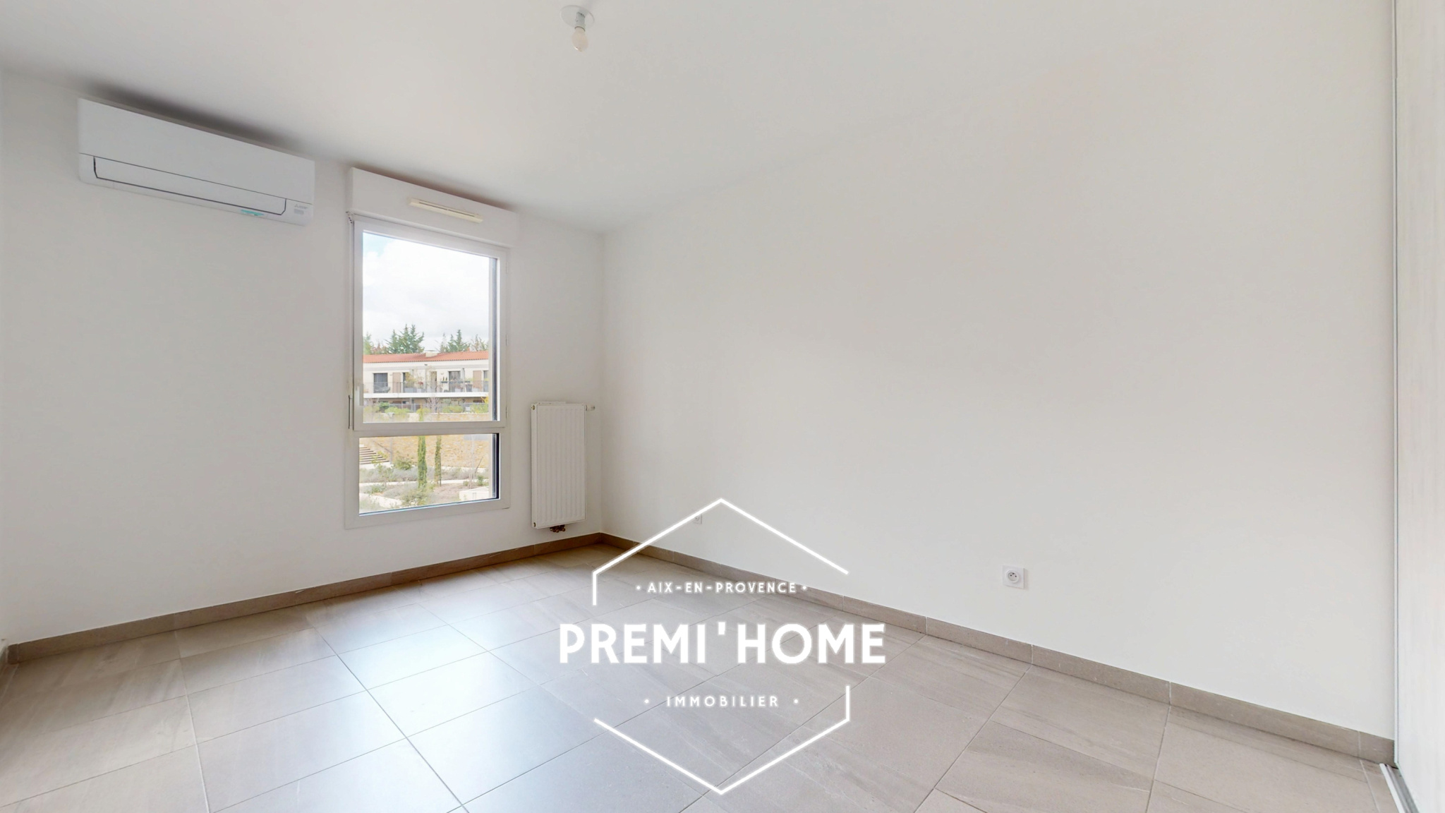 T3 RECENT AVEC TERRASSE ET BOX AIX EN PROVENCE ST MITRE - Premi'home Agence immobilière Aix En Provence