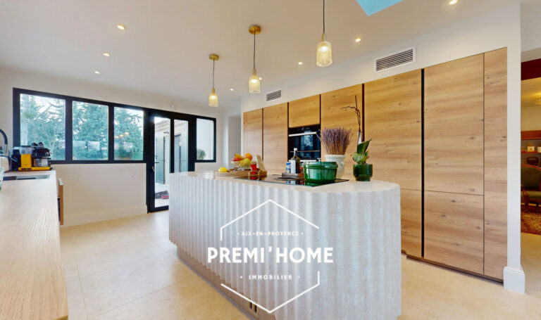 VILLA CONTEMPORAINE A VENDRE A PUYRICARD - Premi'home Agence immobilière Aix En Provence