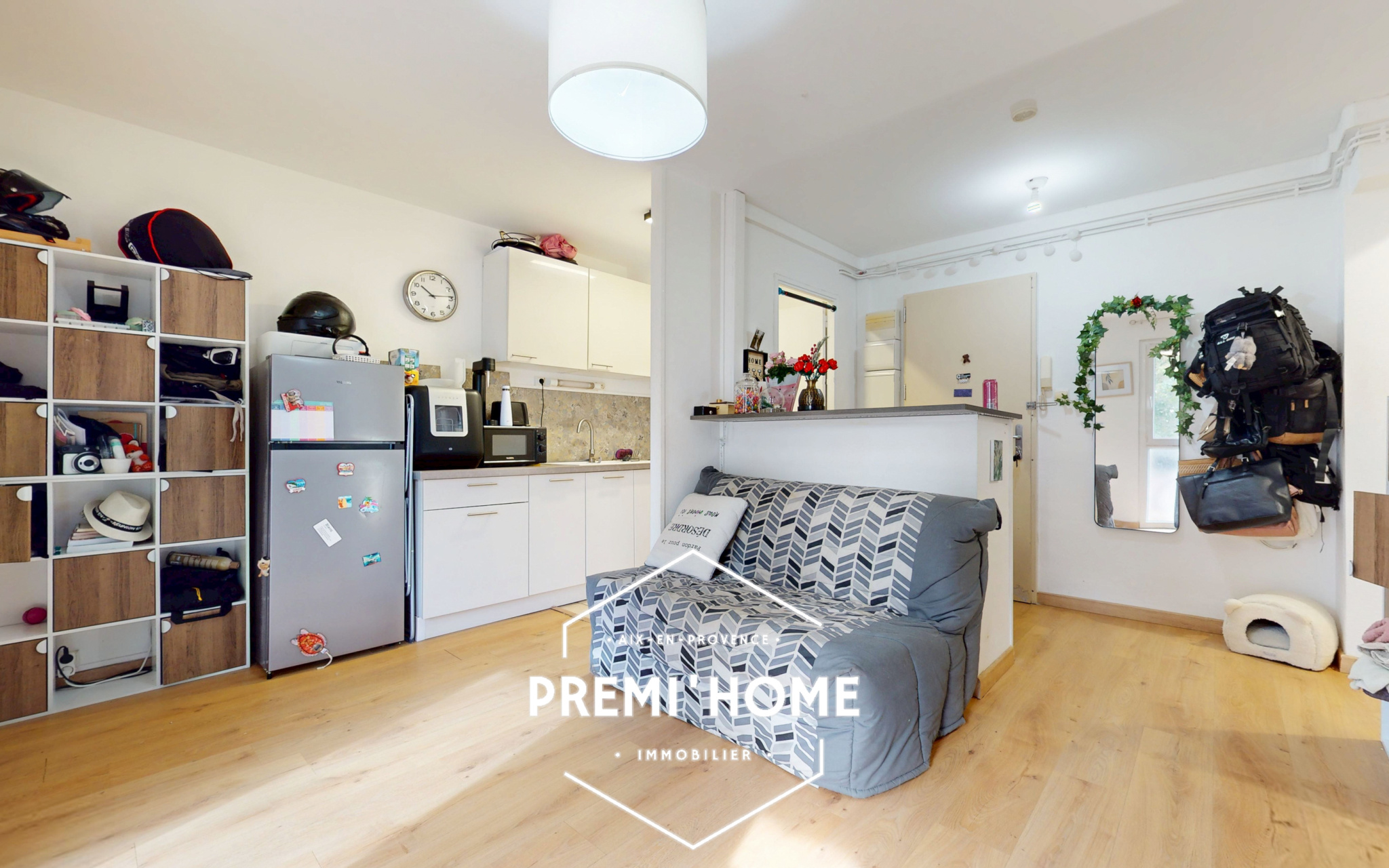 T2 RENOVE ET LOUE – AIX NORD - Premi'home Agence immobilière Aix En Provence