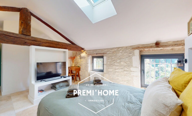 4 PIÈCES 90 M2 MAISON  EN R+2 AVEC TERRASSE SAINT-RÉMY DE PR - Premi'home Agence immobilière Aix En Provence