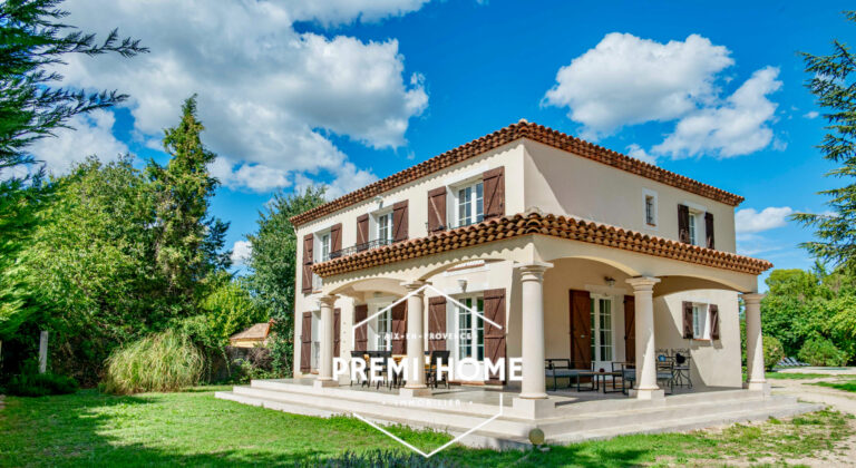 Bastide Aixoise de Luxe – 225m2 – 5 chambres – Celony – Aix - Premi'home Agence immobilière Aix En Provence