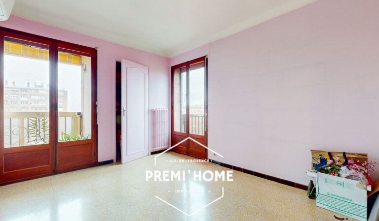 A VENDRE T3 A RENOVER PROCHES ALLEES PROVENCALES AIX - Premi'home Agence immobilière Aix En Provence