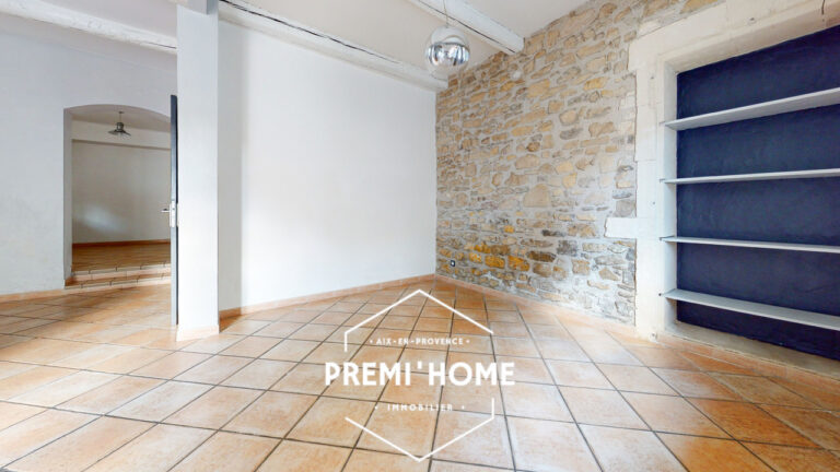 A VENDRE MAISON T4 + T2 AVEC TERRASSE & GARAGE A AUREILLE - Premi'home Agence immobilière Aix En Provence