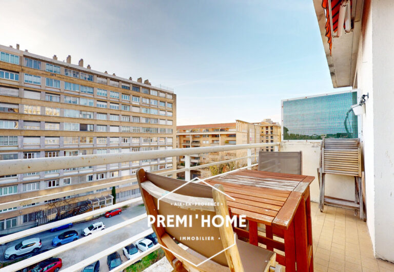 A VENDRE T2 AVEC BALCON DERNIER ETAGE AIX - Premi'home Agence immobilière Aix En Provence