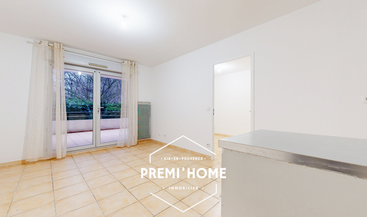 T2 AVEC TERRASSE PONT DE L&rsquo;ARC AIX SUD - Premi'home Agence immobilière Aix En Provence