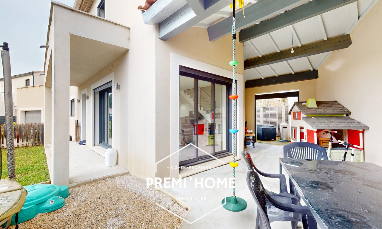 4 PIÈCES 105 M2 MAISON EN R+1 GARAGE ET JARDIN ST RÉMY - Premi'home Agence immobilière Aix En Provence