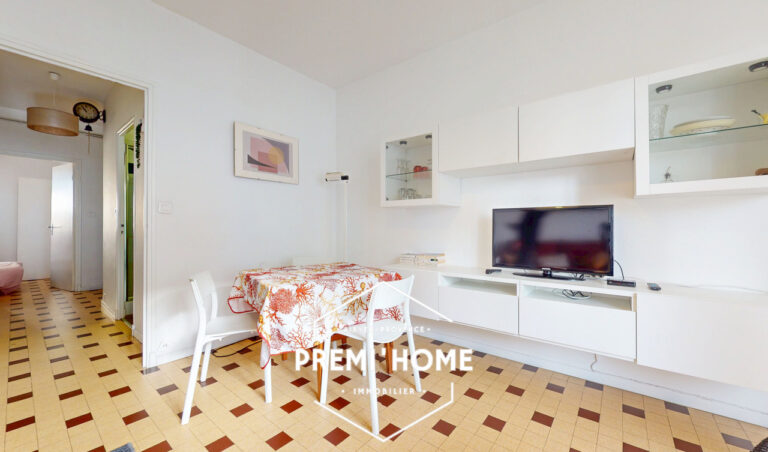 A VENDRE T2 AVEC BALCON DERNIER ETAGE AIX - Premi'home Agence immobilière Aix En Provence