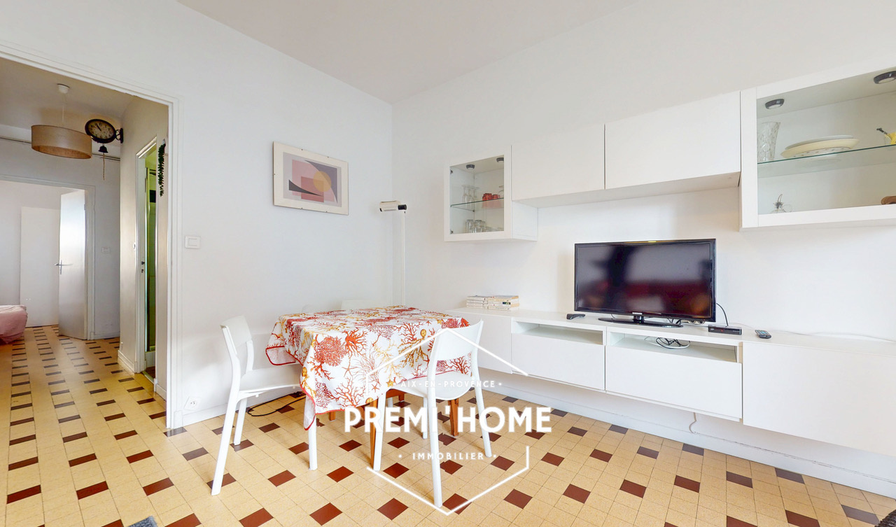 A VENDRE T2 AVEC BALCON DERNIER ETAGE AIX - Premi'home Agence immobilière Aix En Provence