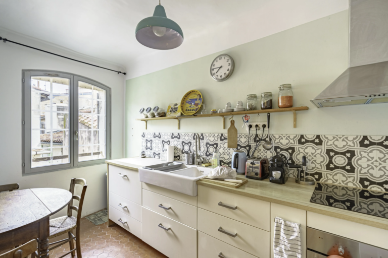 T2 QUARTIER PANIER A MARSEILLE - Premi'home Agence immobilière Aix En Provence