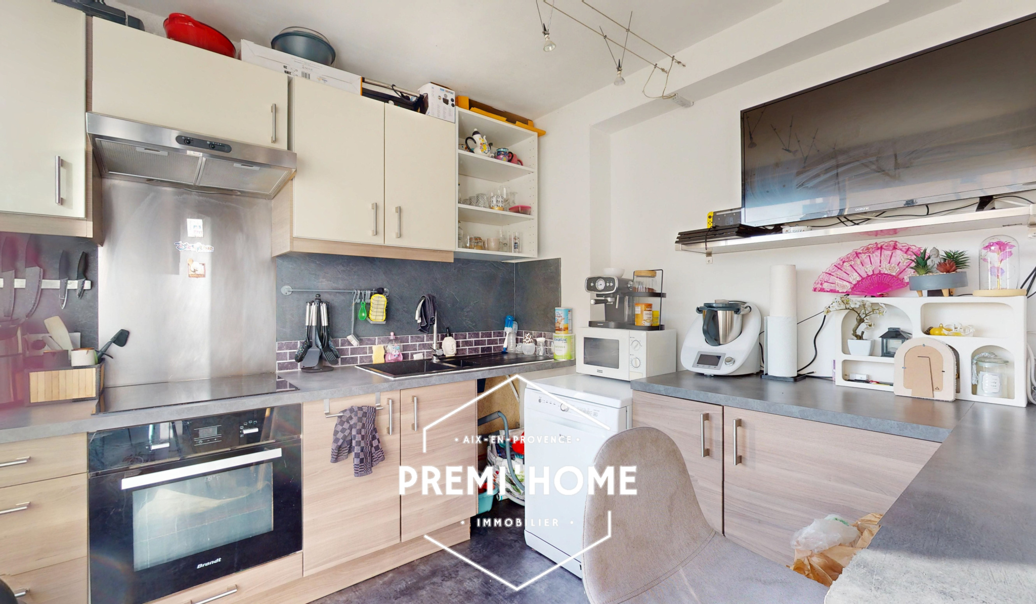 T2 AVEC TERRASSE ET GARAGE A ISTRES - Premi'home Agence immobilière Aix En Provence