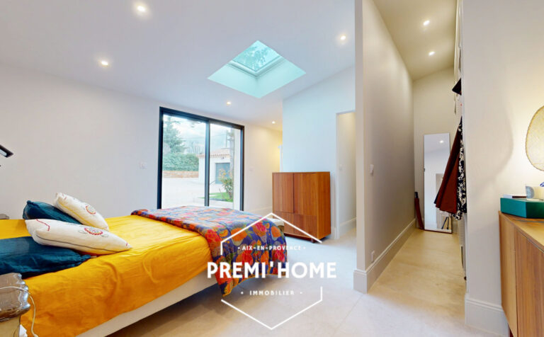 VILLA CONTEMPORAINE A VENDRE A PUYRICARD - Premi'home Agence immobilière Aix En Provence
