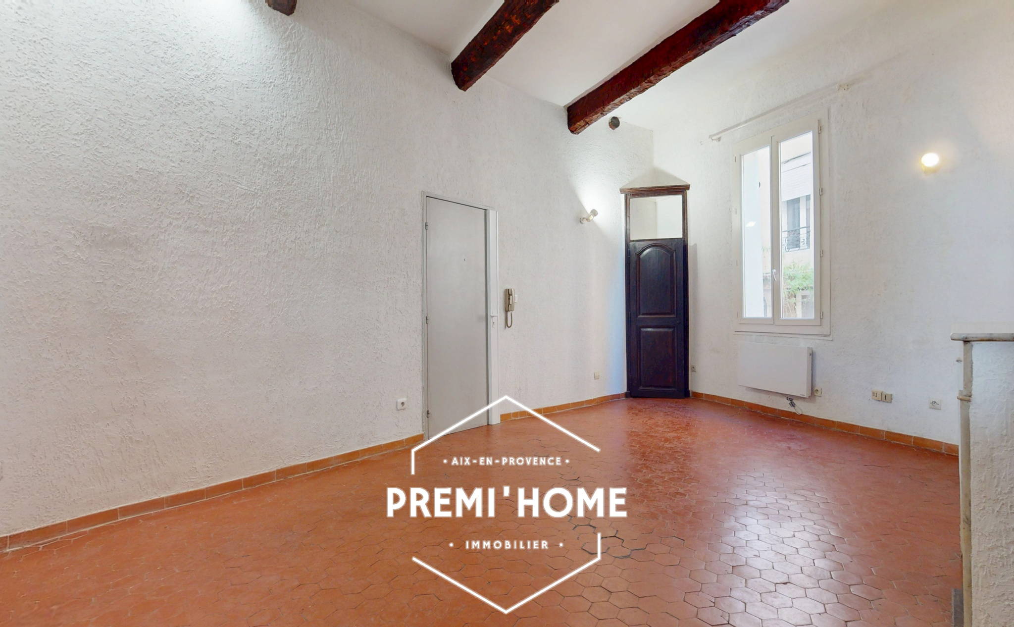 A VENDRE T2/3 CENTRE HISTORIQUE AIX EN PROVENCE - Premi'home Agence immobilière Aix En Provence
