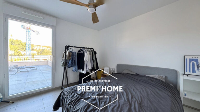 T4 AVEC TERRASSE DE 150m2 ET BOX A AIX - Premi'home Agence immobilière Aix En Provence
