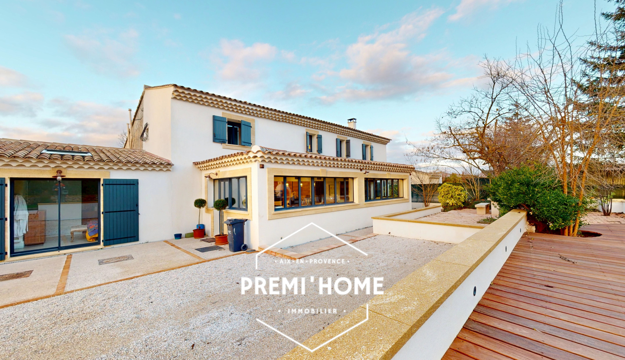 VILLA CONTEMPORAINE A VENDRE A PUYRICARD - Premi'home Agence immobilière Aix En Provence