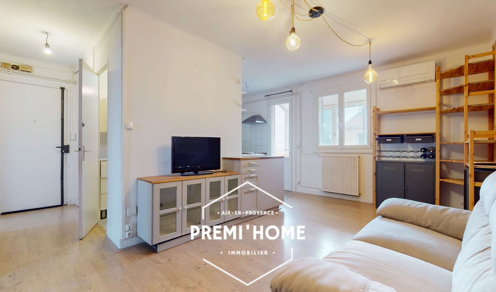 T3 A RAFRAICHIR DENIER ETAGE AIX EN PROVENCE - Premi'home Agence immobilière Aix En Provence