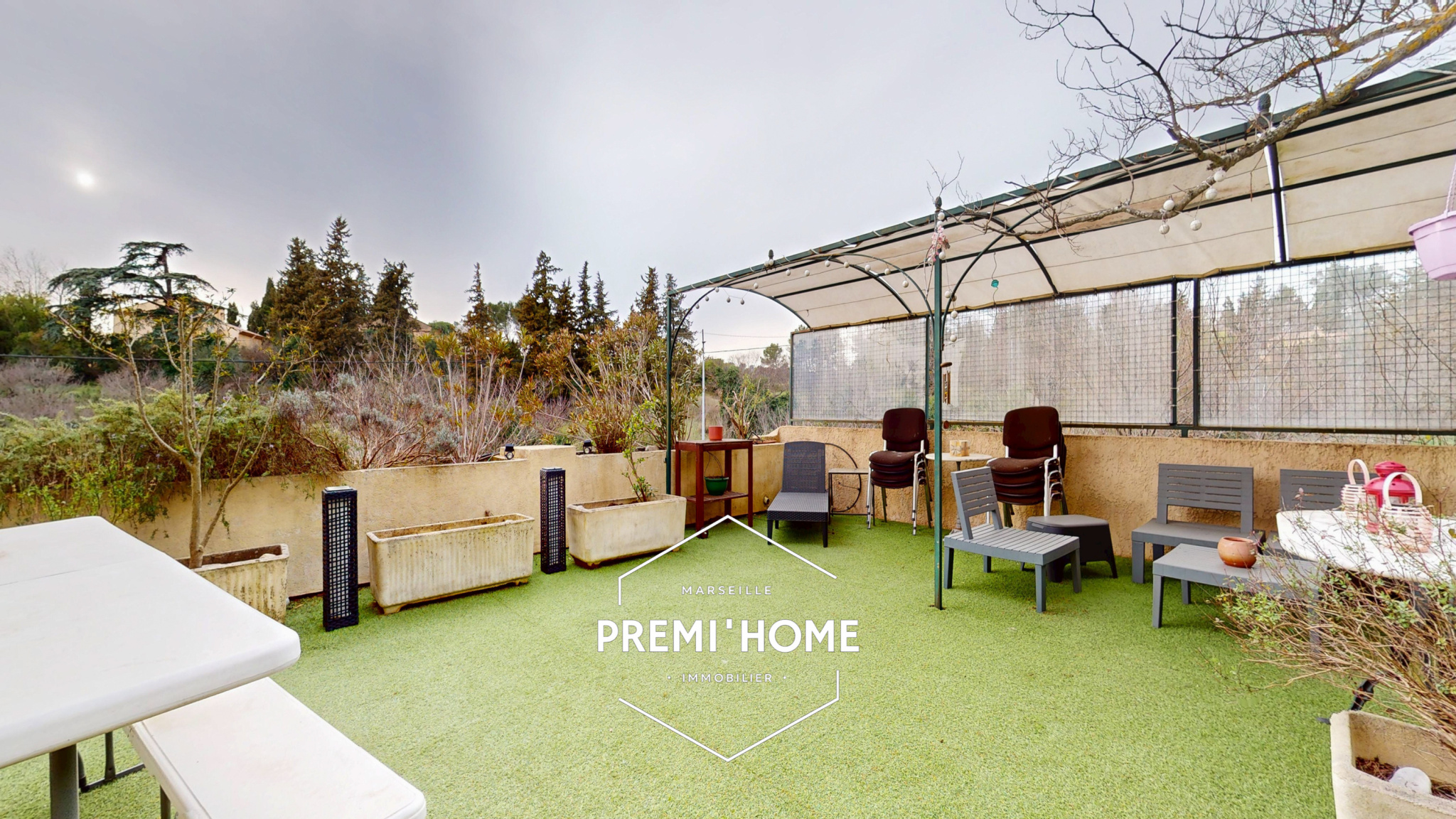 A VENDRE T3 AIX NORD GRANDE TERRASSE ET GARAGE - Premi'home Agence immobilière Aix En Provence