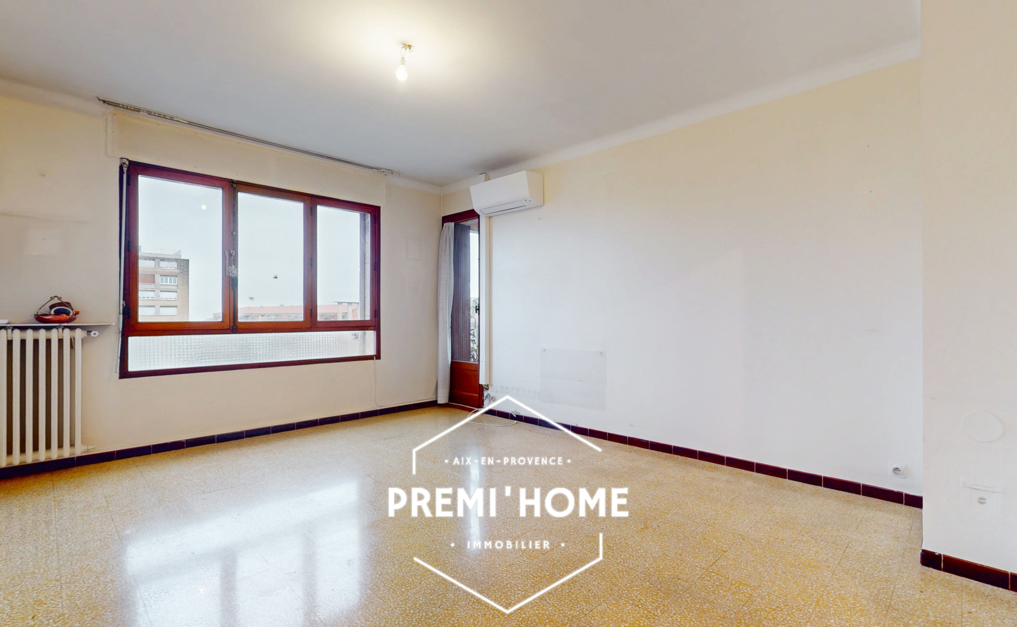 A VENDRE T3 A RENOVER PROCHES ALLEES PROVENCALES AIX - Premi'home Agence immobilière Aix En Provence