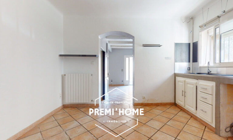 A VENDRE MAISON T4 + T2 AVEC TERRASSE & GARAGE A AUREILLE - Premi'home Agence immobilière Aix En Provence