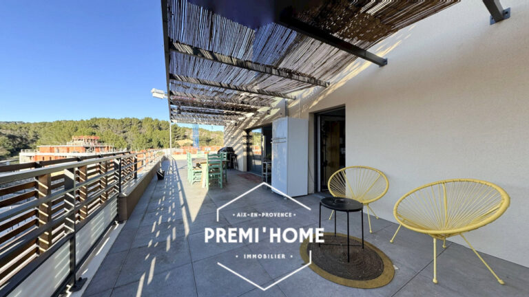 T4 AVEC TERRASSE DE 150m2 ET BOX A AIX - Premi'home Agence immobilière Aix En Provence
