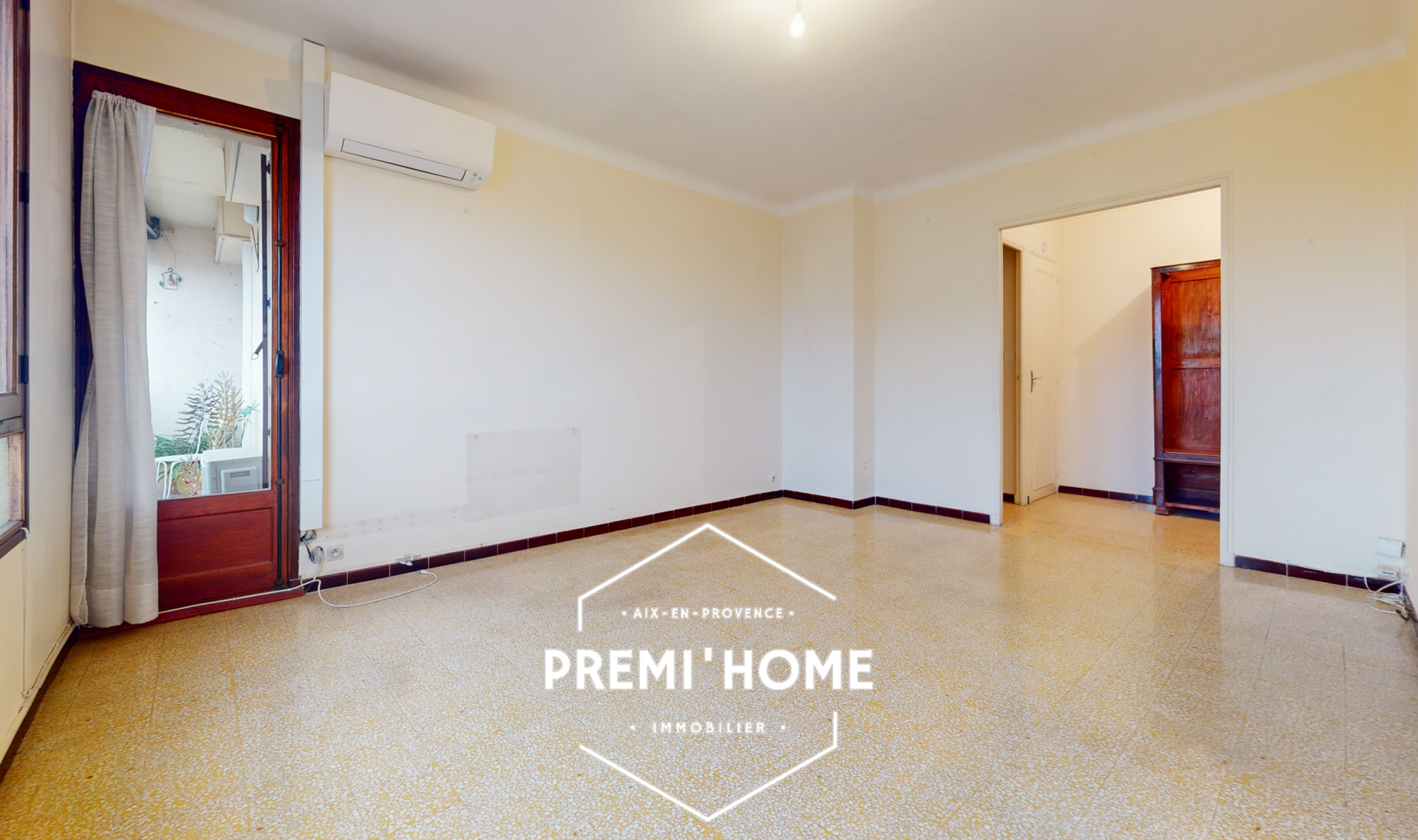 A VENDRE T3 A RENOVER PROCHES ALLEES PROVENCALES AIX - Premi'home Agence immobilière Aix En Provence