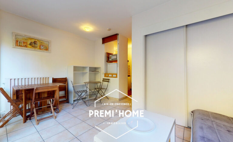 STUDIO AVEC JARDIN A VENDRE AIX LA TORSE - Premi'home Agence immobilière Aix En Provence