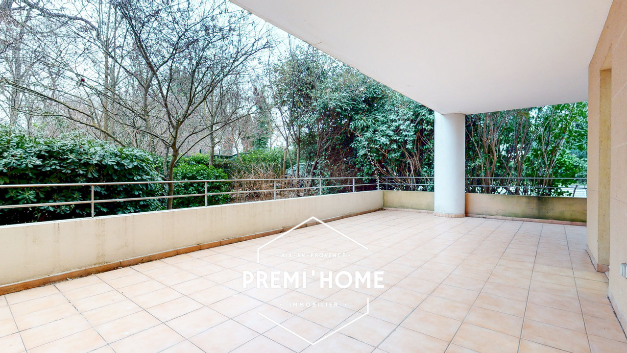 T2 AVEC TERRASSE PONT DE L&rsquo;ARC AIX SUD - Premi'home Agence immobilière Aix En Provence