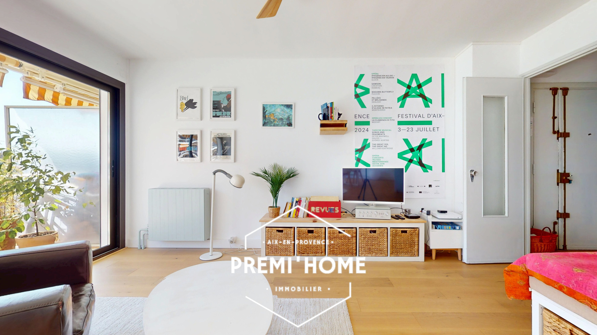 A VENDRE T2/3 RENOVE TOUR D&rsquo;AYGUOSI AIX EN PROVENCE - Premi'home Agence immobilière Aix En Provence