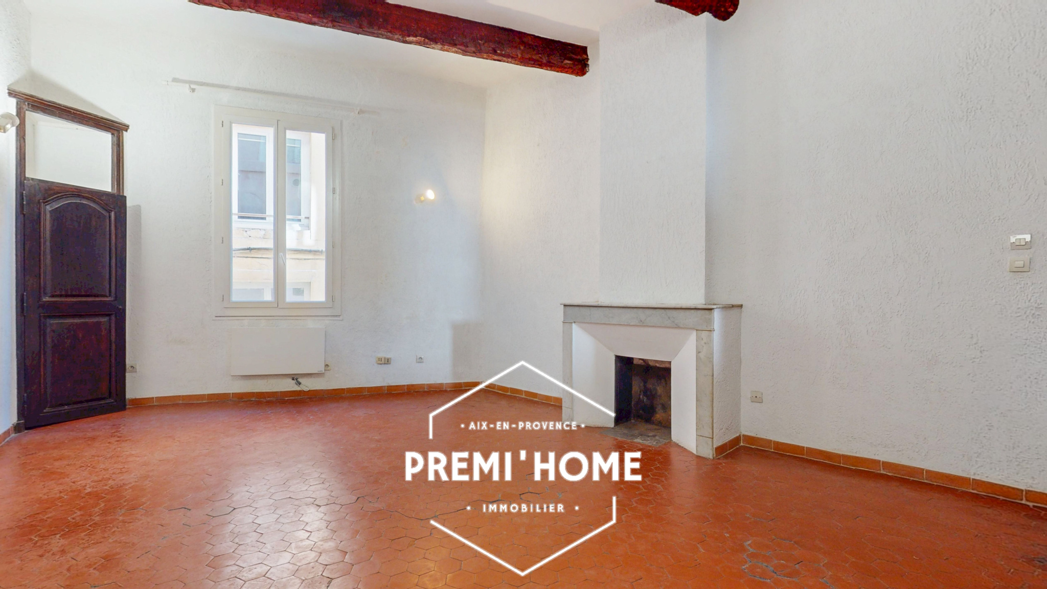 A VENDRE T2/3 CENTRE HISTORIQUE AIX EN PROVENCE - Premi'home Agence immobilière Aix En Provence