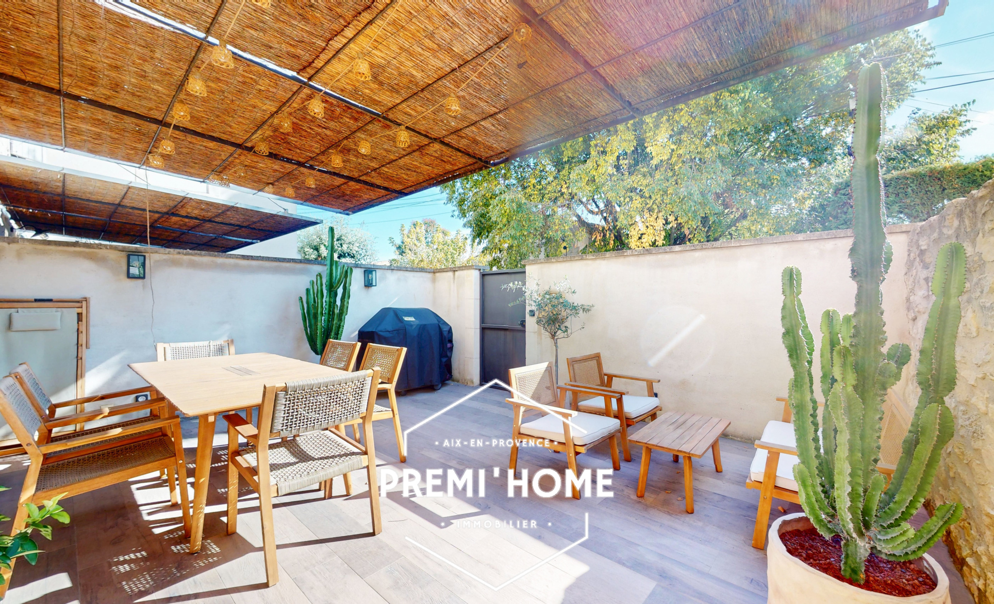 4 PIÈCES 90 M2 MAISON  EN R+2 AVEC TERRASSE SAINT-RÉMY DE PR - Premi'home Agence immobilière Aix En Provence