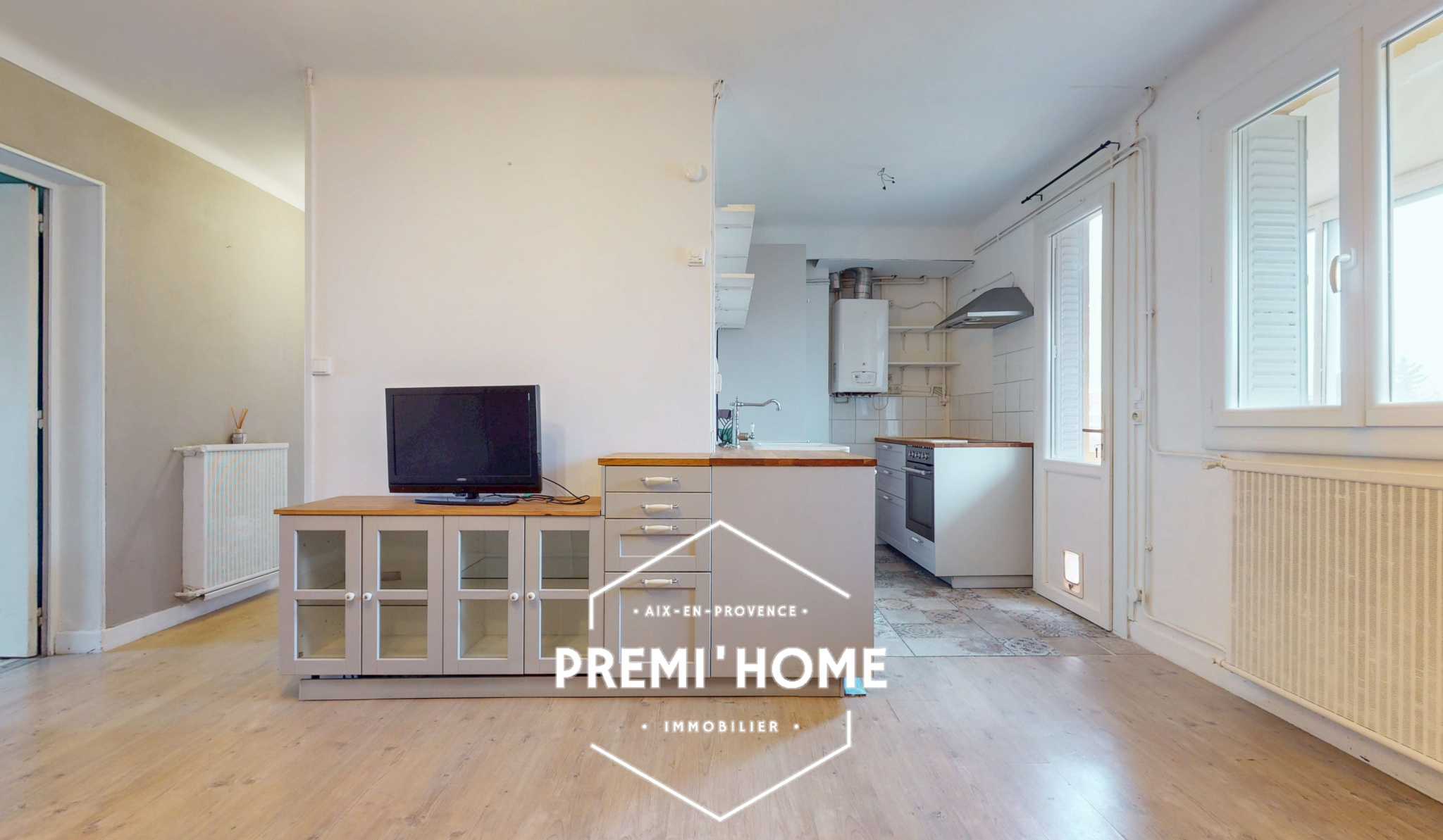 T3 A RAFRAICHIR DENIER ETAGE AIX EN PROVENCE - Premi'home Agence immobilière Aix En Provence