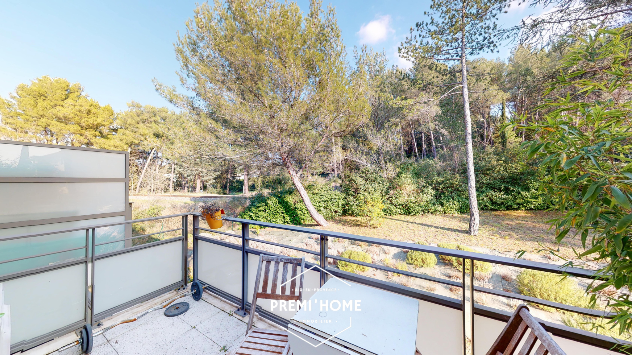  * T2 RECENT TERRASSE * COEUR LUYNES ¨ - Premi'home Agence immobilière Aix En Provence