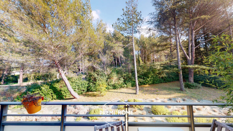  * T2 RECENT TERRASSE * COEUR LUYNES ¨ - Premi'home Agence immobilière Aix En Provence