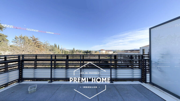 T4 AVEC TERRASSE DE 150m2 ET BOX A AIX - Premi'home Agence immobilière Aix En Provence