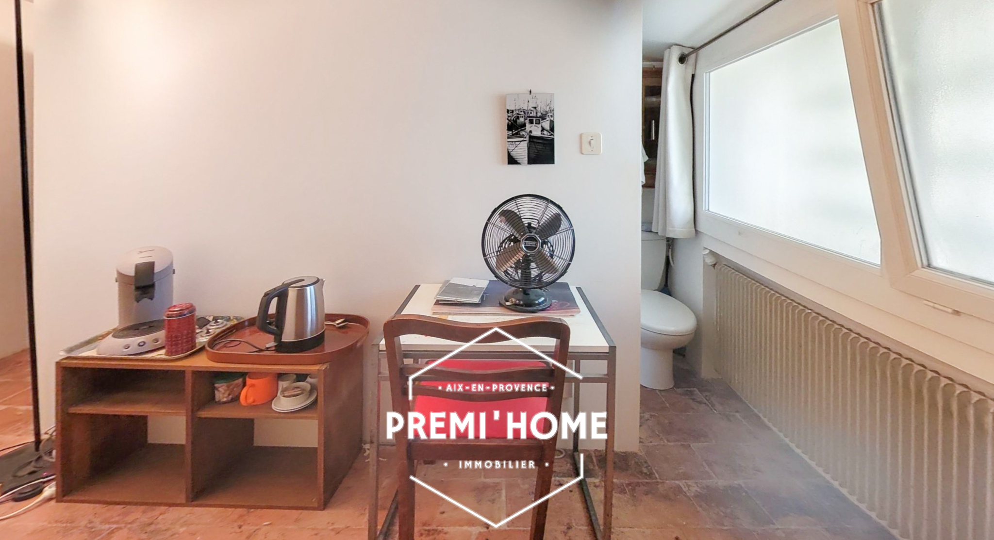 A VENDRE STUDIO CENTRE HISTORIQUE AIX EN PROVENCE - Premi'home Agence immobilière Aix En Provence